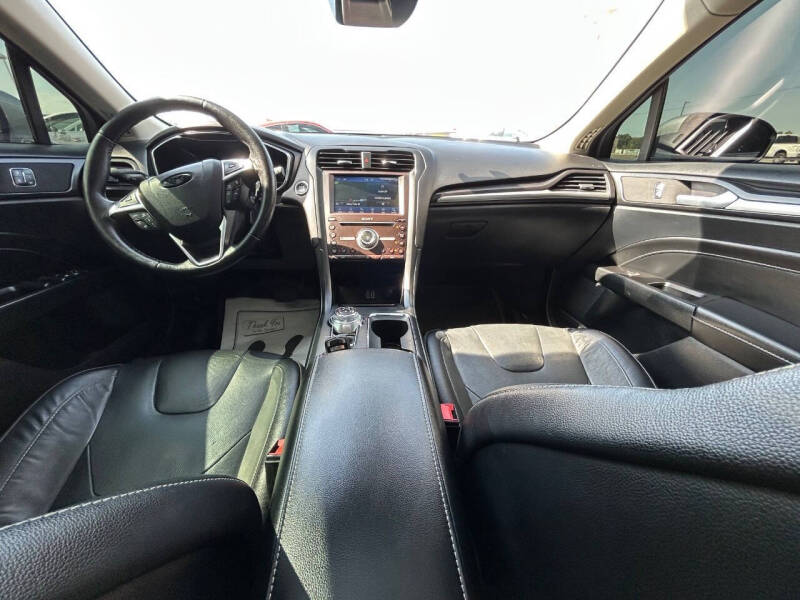 2020 Ford Fusion Titanium