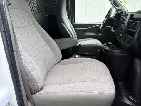 2017 Chevrolet Express 2500
