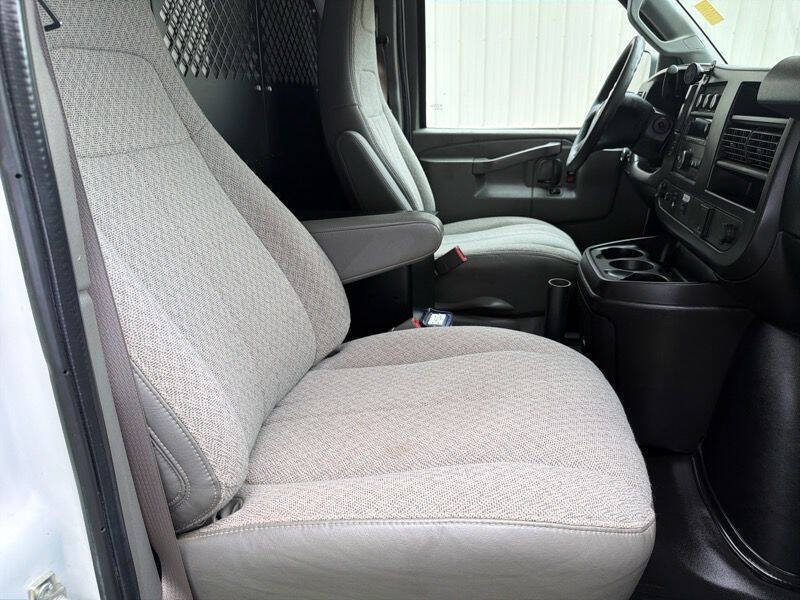 2017 Chevrolet Express 2500