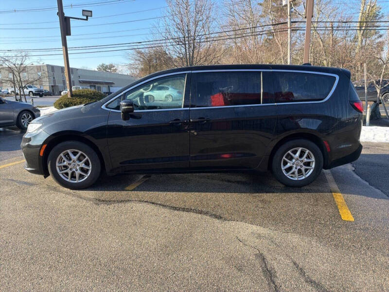 2024 Chrysler Pacifica Touring L