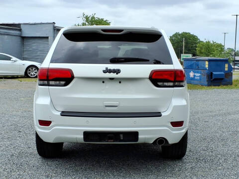2019 Jeep Grand Cherokee Laredo