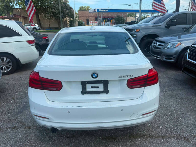 2016 BMW 3 Series 320i