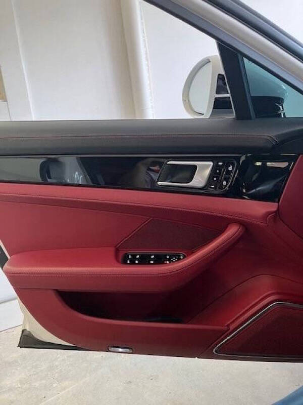 2021 Porsche Panamera