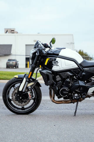 2022 CFMoto 700CL-X Sport