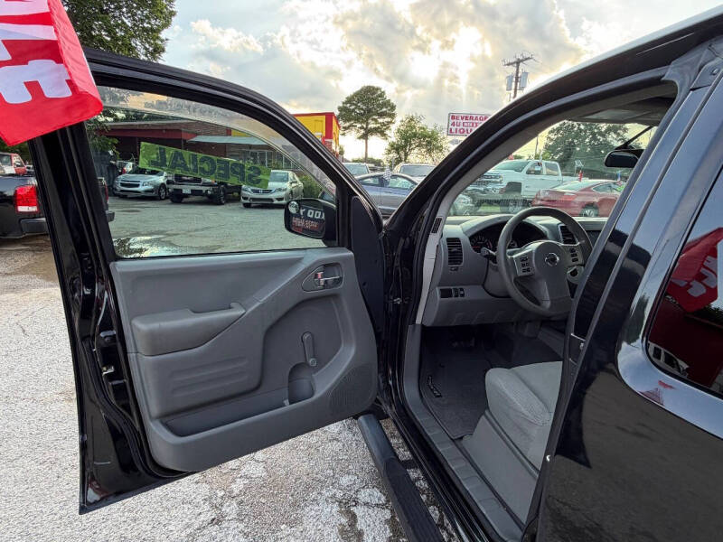 2019 Nissan Frontier S