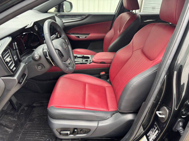 2025 Lexus NX 350h Premium