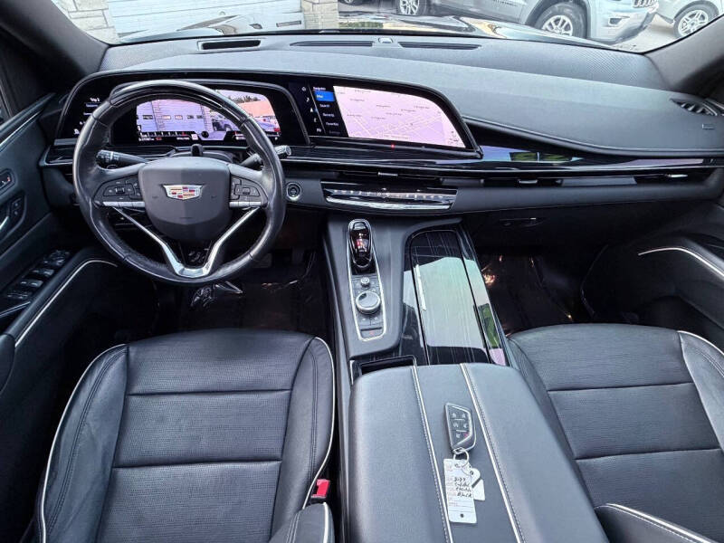 2023 Cadillac Escalade Sport