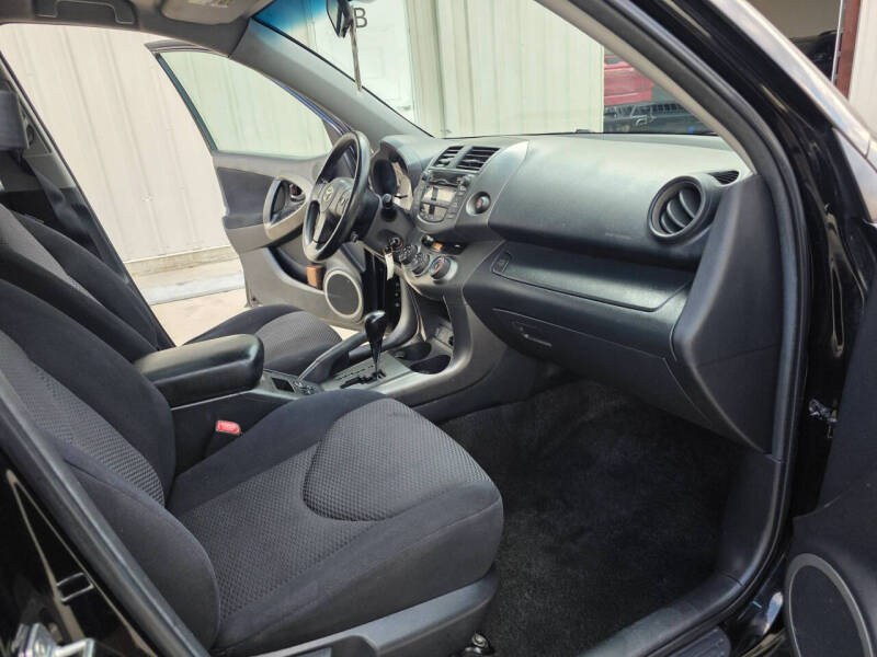 2011 Toyota RAV4 Sport