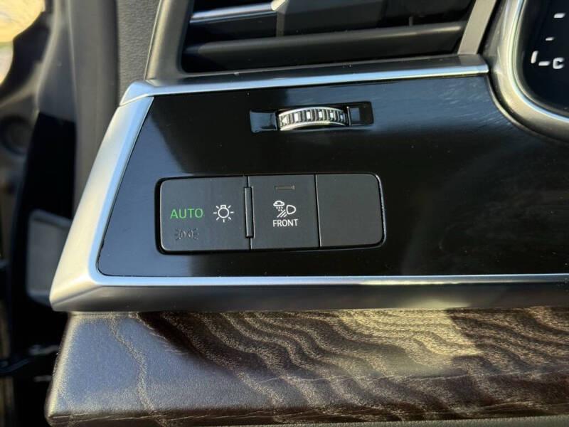 2021 Audi Q8 quattro Premium Plus 55 TFSI