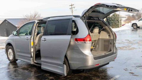 2011 Toyota Sienna