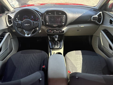 2022 Kia Soul LX