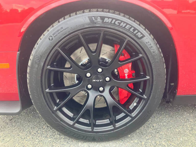 2016 Dodge Challenger SRT Hellcat