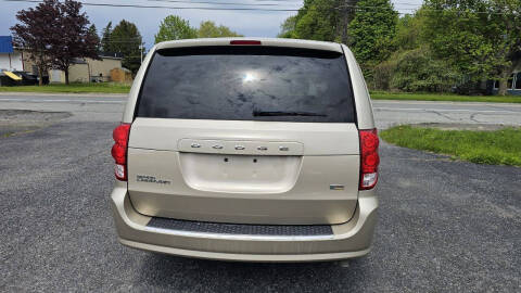 2013 Dodge Grand Caravan SE