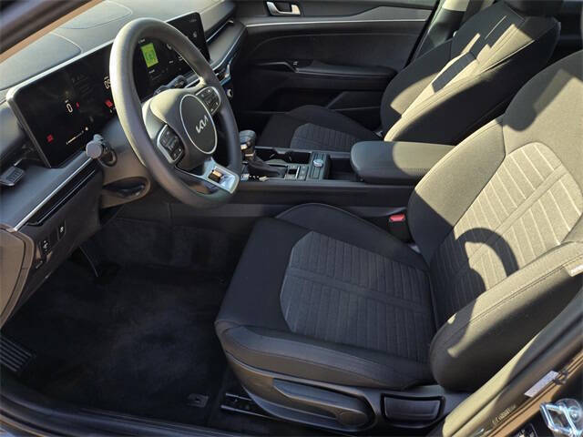 2025 Kia K5 LXS