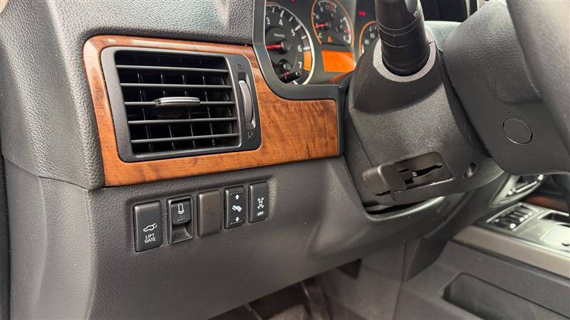 2015 Nissan Armada