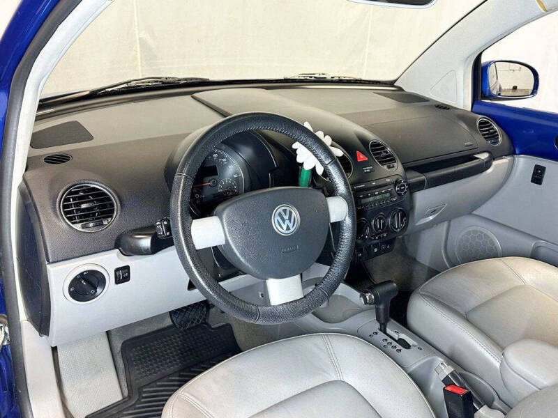 2007 Volkswagen New Beetle 2.5
