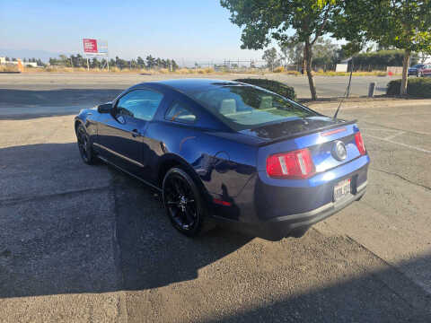 2011 Ford Mustang GT Premium