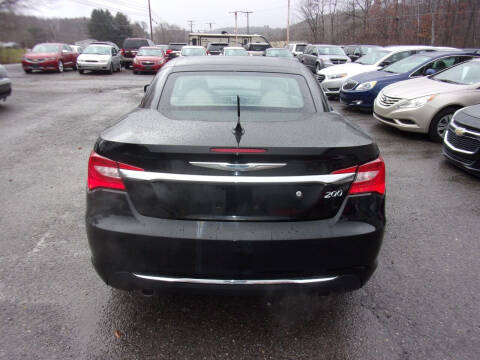 2012 Chrysler 200 Limited