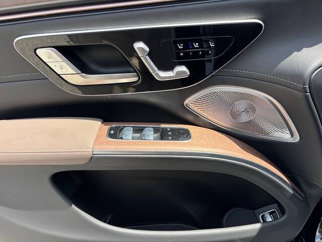 2024 Mercedes-Benz EQS 28