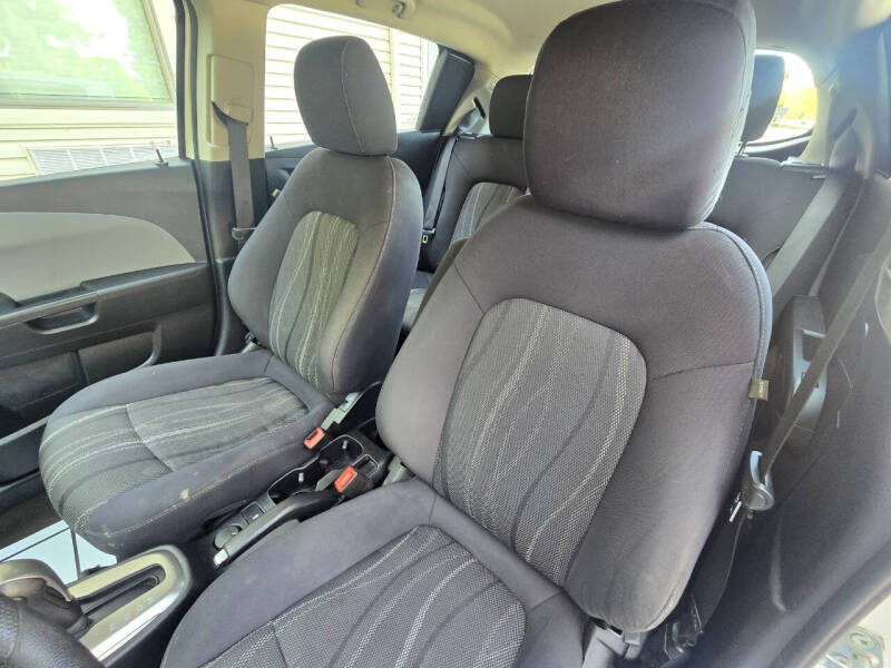 2015 Chevrolet Sonic LT Auto