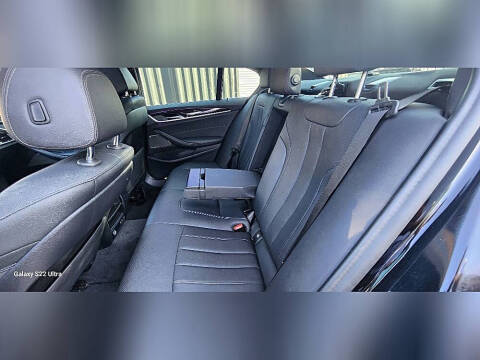 2021 BMW 5 Series 530i