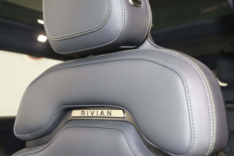 2022 Rivian R1S Launch Edition