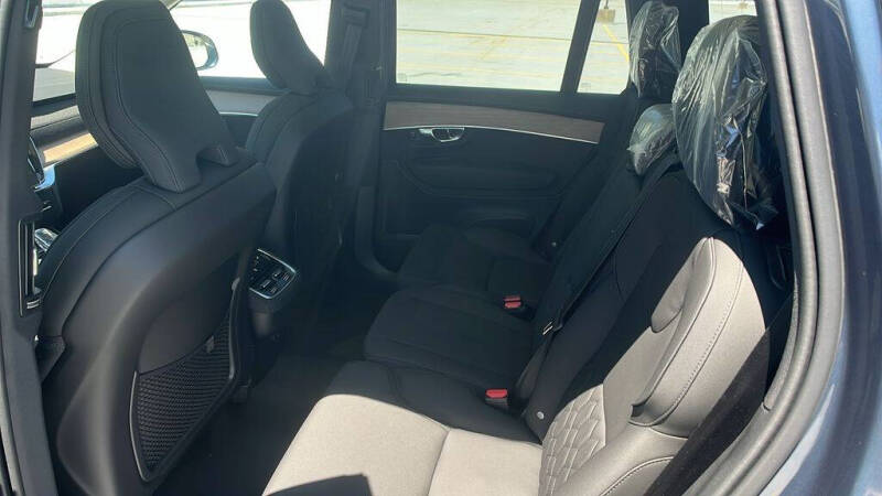 2026 Volvo XC90 B5 Core