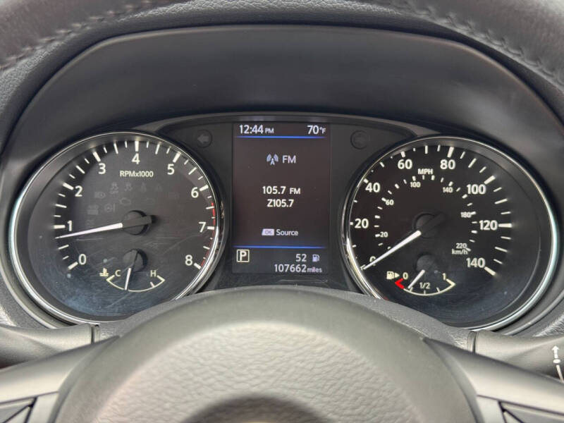 2020 Nissan Rogue SV