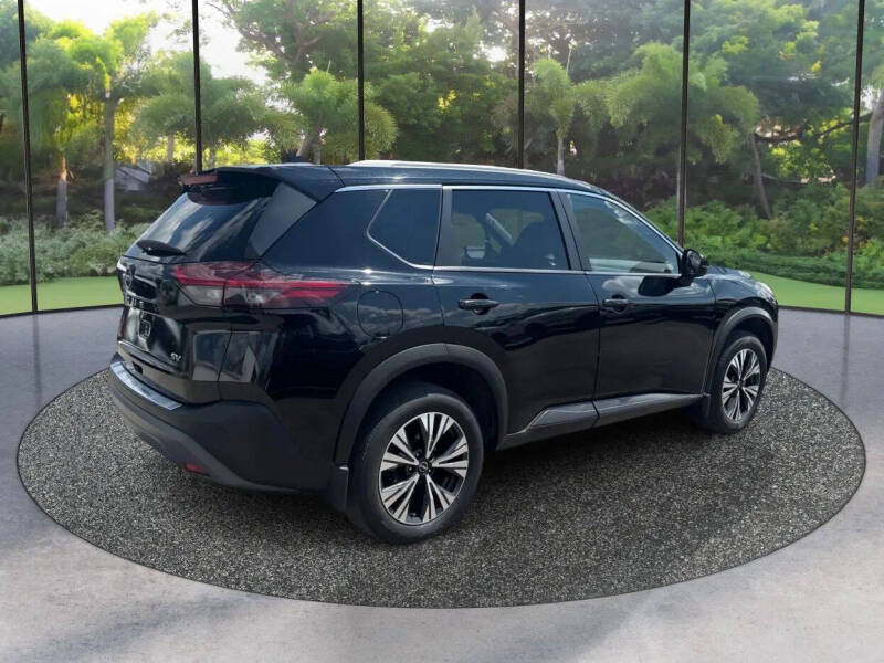 2022 Nissan Rogue SV