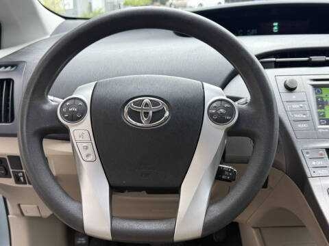 2013 Toyota Prius Three