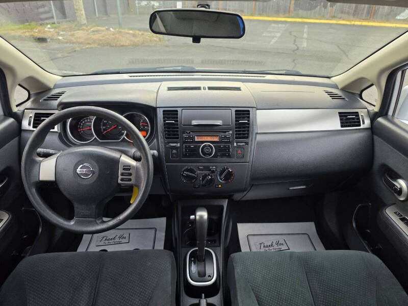 2011 Nissan Versa 1.8 S