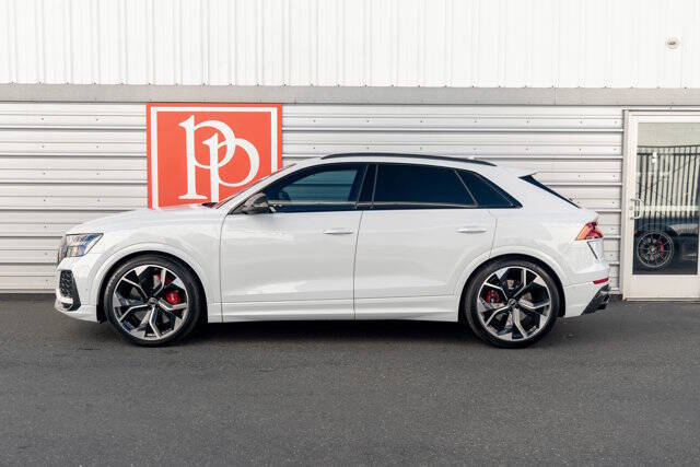 2023 Audi RS Q8 36