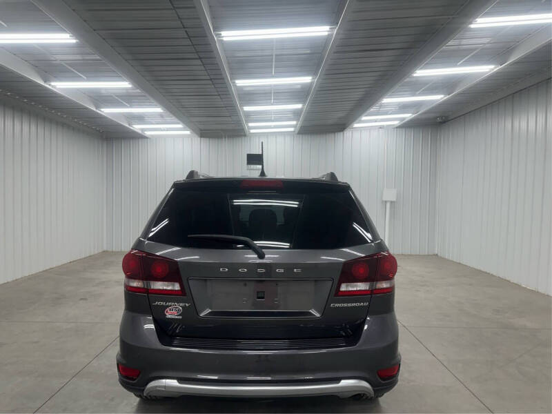2020 Dodge Journey Crossroad