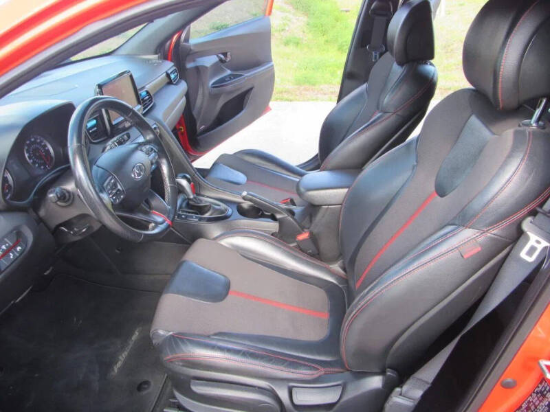 2019 Hyundai Veloster