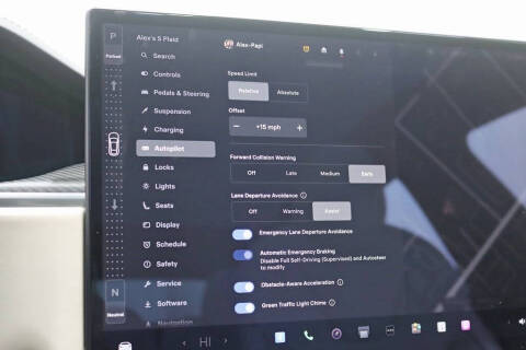 2023 Tesla Model S Plaid