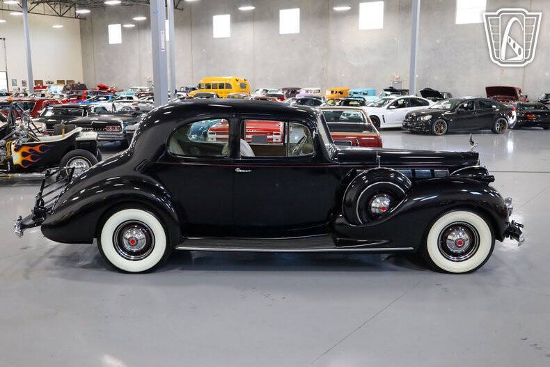 1938 Packard Super Eight