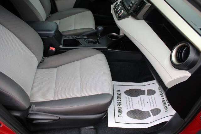 2013 Toyota RAV4 LE