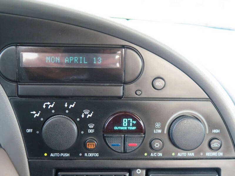 1999 Oldsmobile Aurora