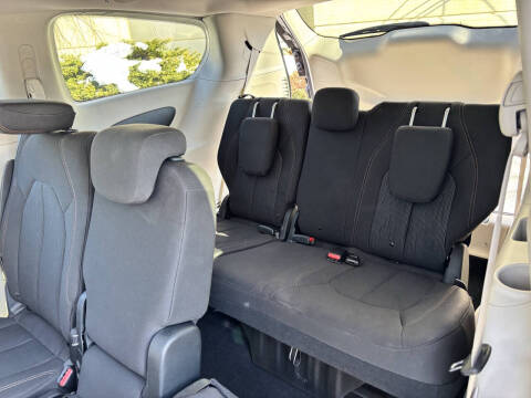 2017 Chrysler Pacifica Touring