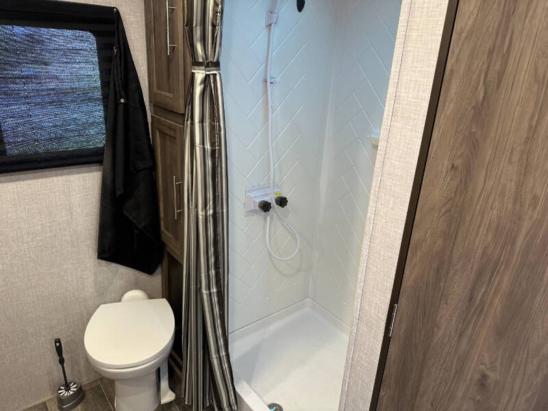 2022 Crossroads RV ZINGER M280RB