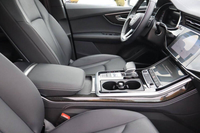 2025 Audi Q7 quattro Premium Plus 55 TFSI