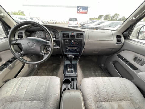 2001 Toyota 4Runner SR5