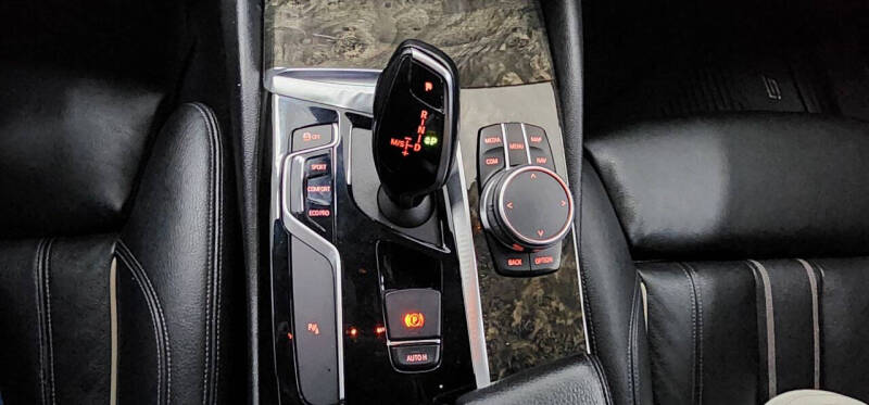 2019 BMW 5 Series 540i