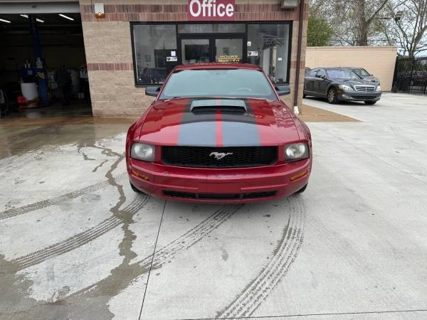 2007 Ford Mustang V6 Deluxe