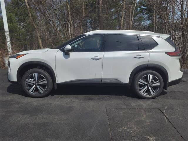 2024 Nissan Rogue SL