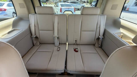 2012 Cadillac Escalade Luxury