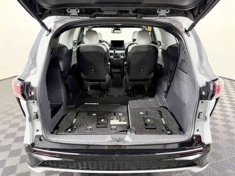2025 Toyota Sienna