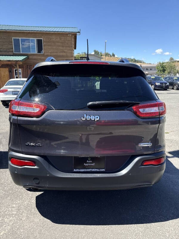 2018 Jeep Cherokee Latitude Plus