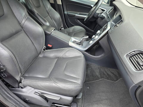 2017 Volvo S60 T5 Dynamic