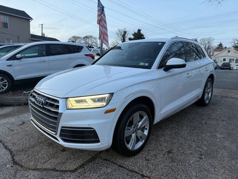 2018 Audi Q5 2.0T quattro Premium Plus